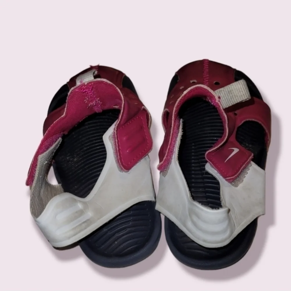 Nike Sunray Protect Sandals 9C Fireberry Pink